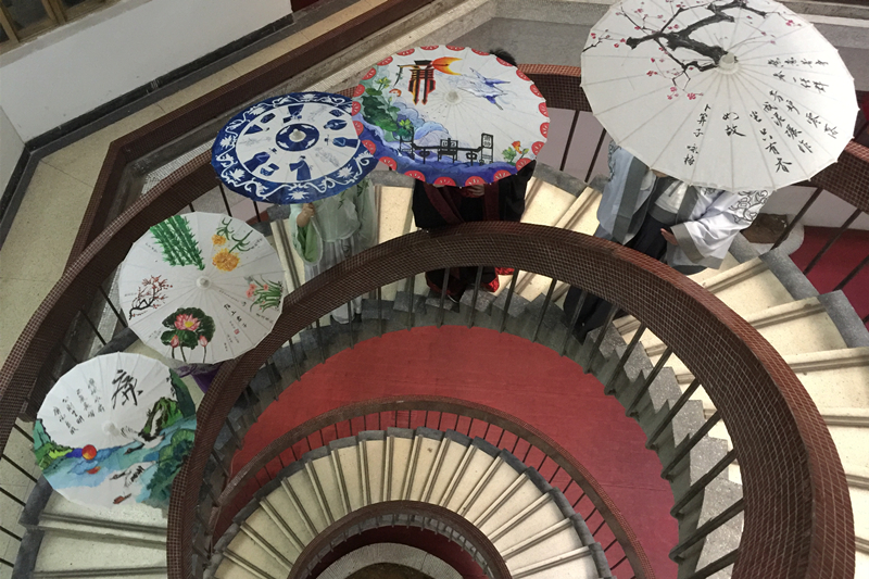 河海大学 宋扬、周晓平；河海大学 陈泠琳；河海大学 黄梓莘；常州纺织服装职业技术直播平台 赵紫如、李乃萍；常州信息职业技术直播平台 夏钰莹
